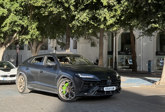 Lamborghini Urus Performante