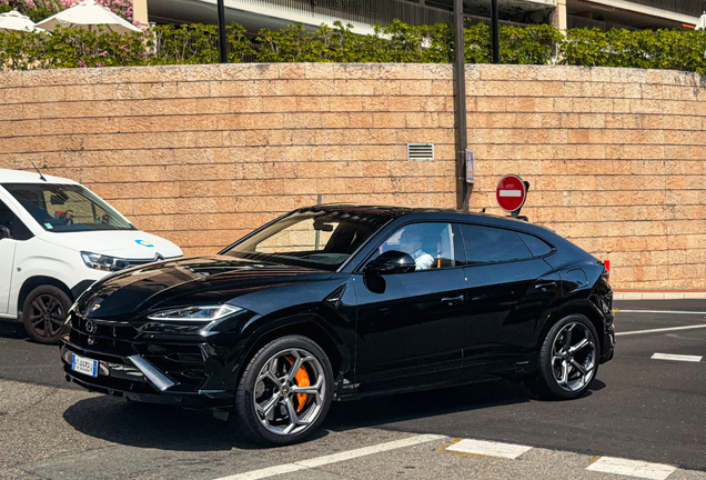 Lamborghini Urus SE