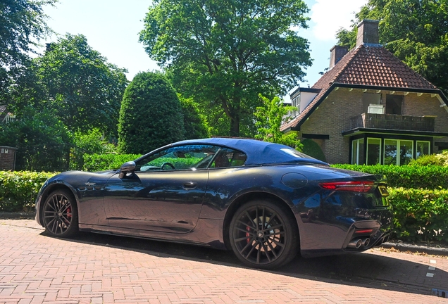 Maserati GranCabrio Trofeo