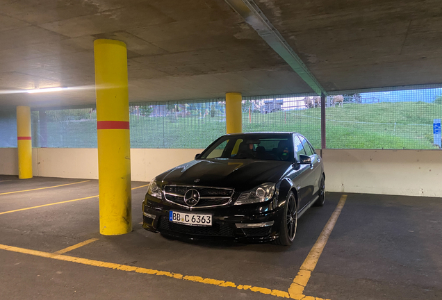 Mercedes-Benz C 63 AMG W204 2012