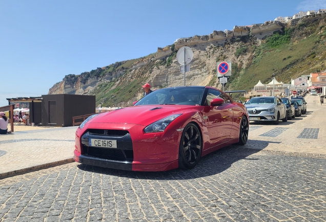 Nissan GT-R