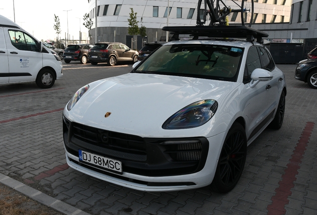 Porsche 95B Macan GTS MkIII