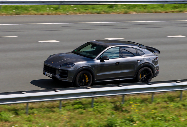Porsche Cayenne Coupé Turbo E-Hybrid