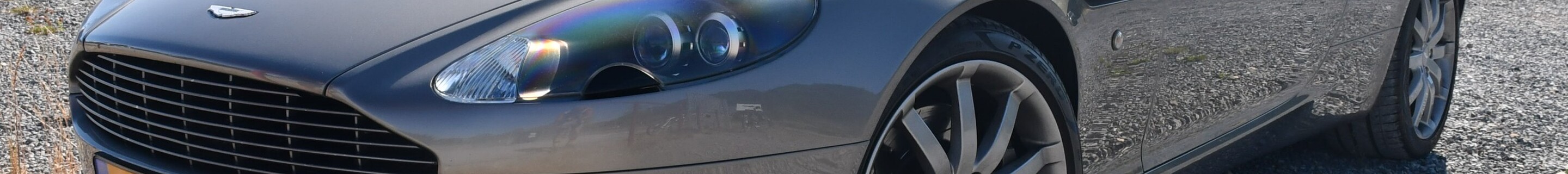 Aston Martin DB9