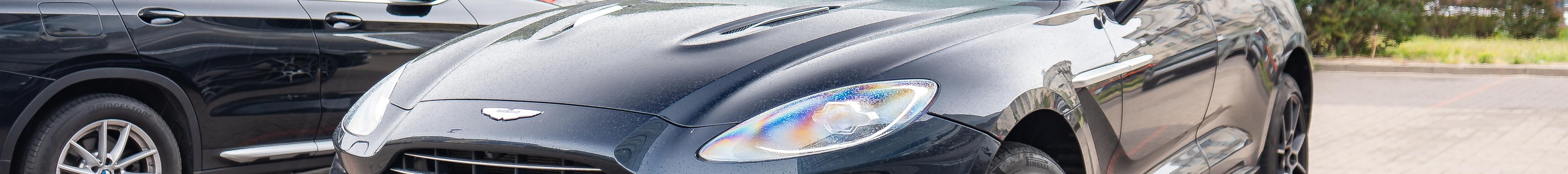Aston Martin DBX