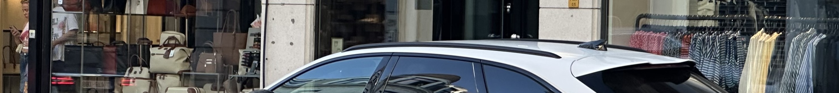 Audi RS5 Avant B10