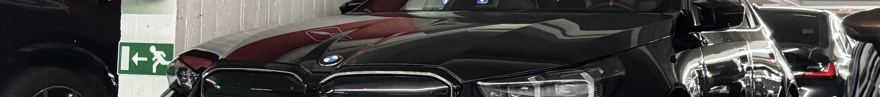 BMW M5 G90