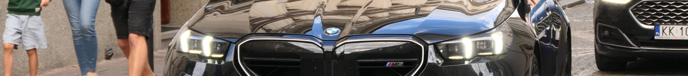 BMW M5 G90