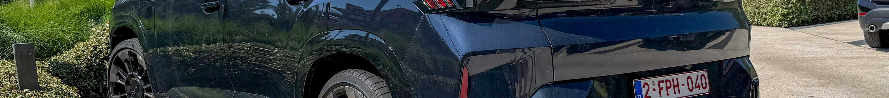 BMW XM G09