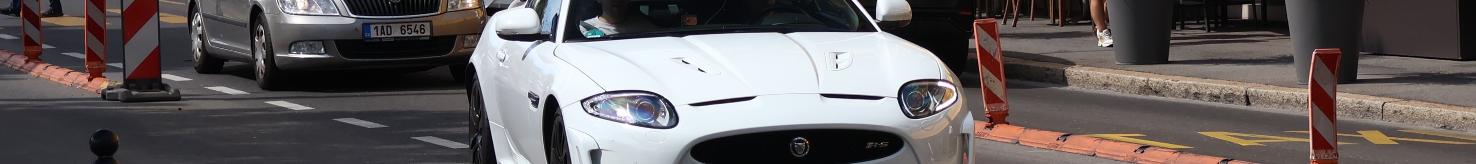 Jaguar XKR-S 2012