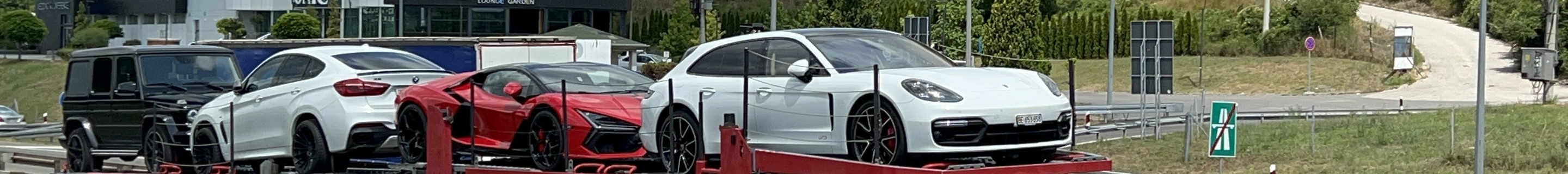 Lamborghini Revuelto