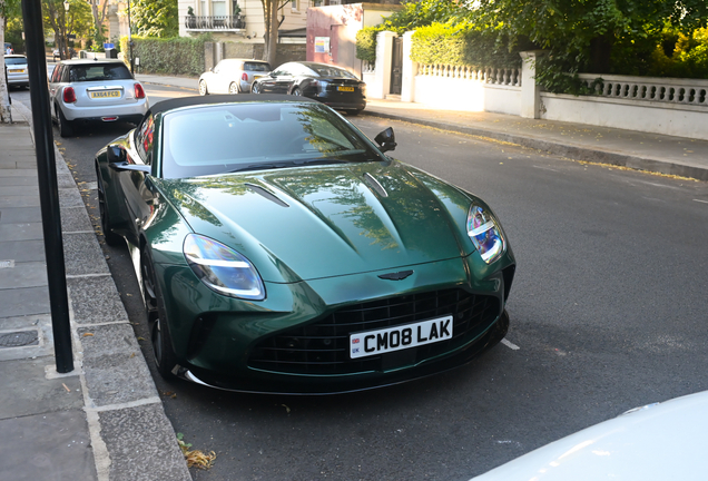 Aston Martin V8 Vantage Roadster 2025