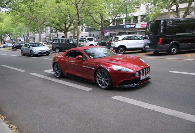 Aston Martin Vanquish Volante