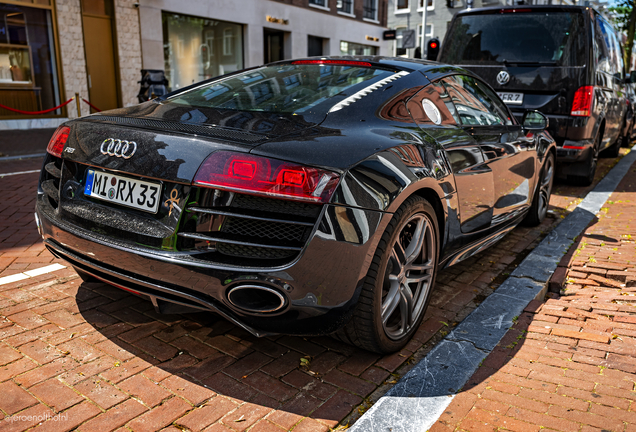 Audi R8 V10