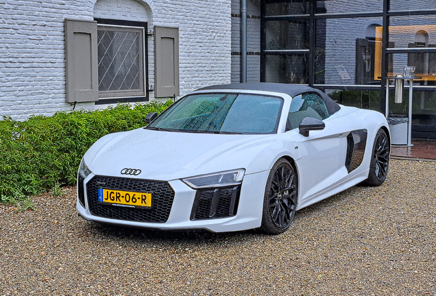 Audi R8 V10 Spyder 2016