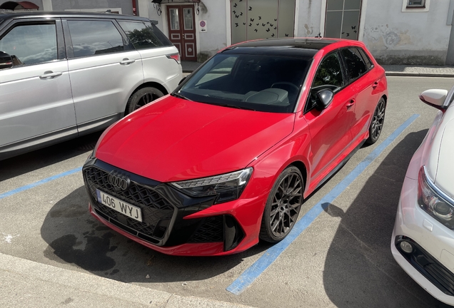 Audi RS3 Sportback 8Y