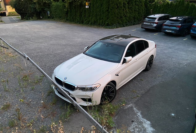BMW M5 F90