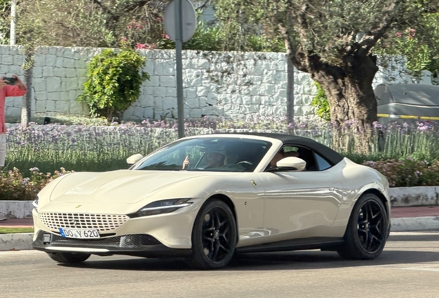 Ferrari Roma Spider