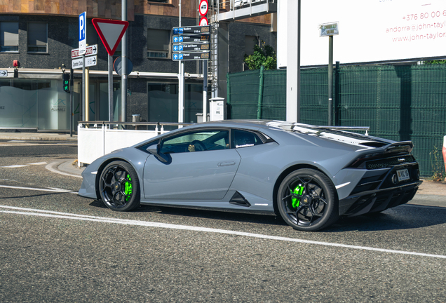 Lamborghini Huracán LP640-4 EVO