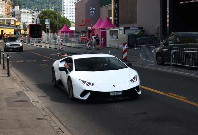 Lamborghini Huracán LP640-4 Performante