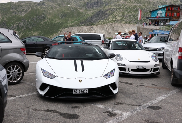 Lamborghini Huracán LP640-4 Performante Spyder