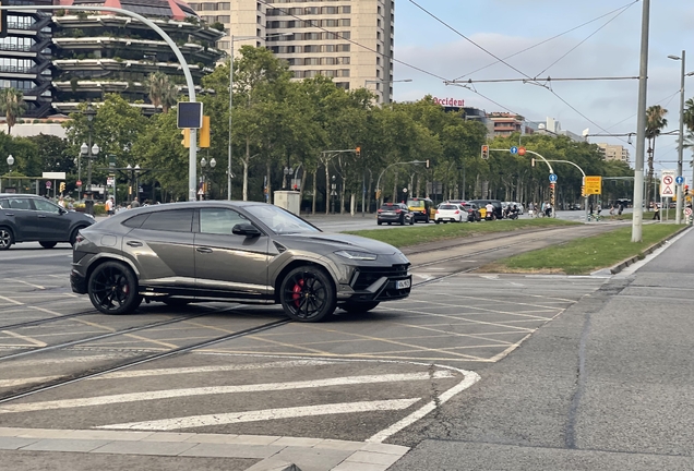 Lamborghini Urus S