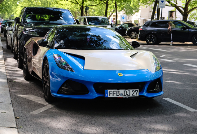 Lotus Emira