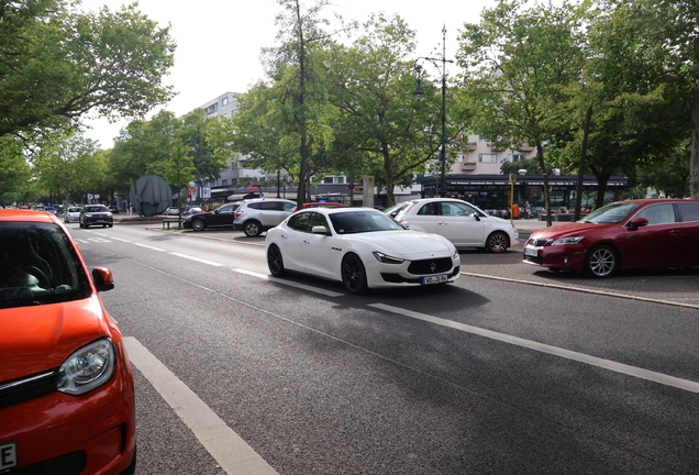 Maserati Quattroporte Modena Q4
