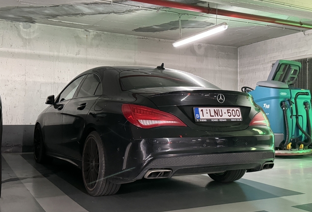 Mercedes-AMG CLA 45 C117