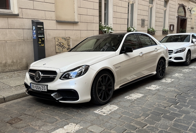 Mercedes-Benz E 63 AMG S W212