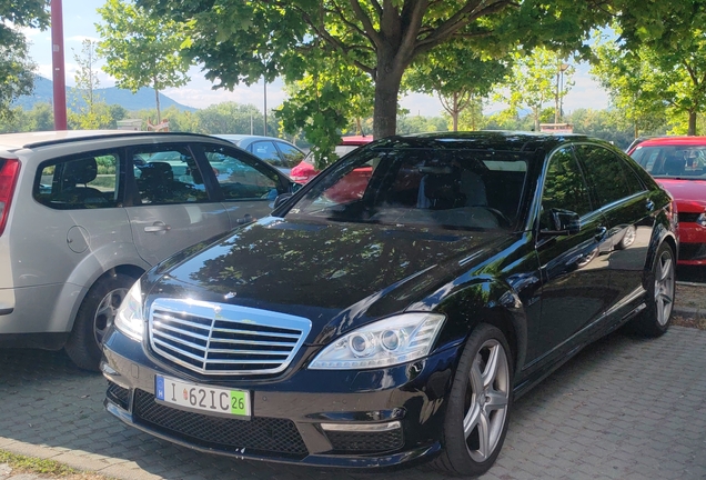Mercedes-Benz S 63 AMG W221 2010