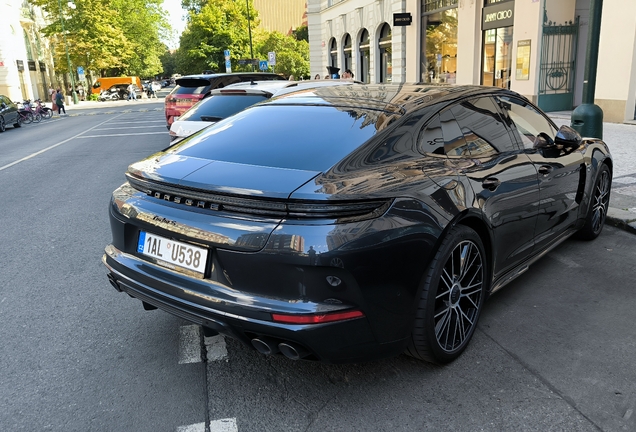 Porsche 972 Panamera Turbo S E-Hybrid