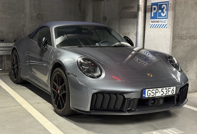 Porsche 992 Carrera 4 GTS Cabriolet MkII