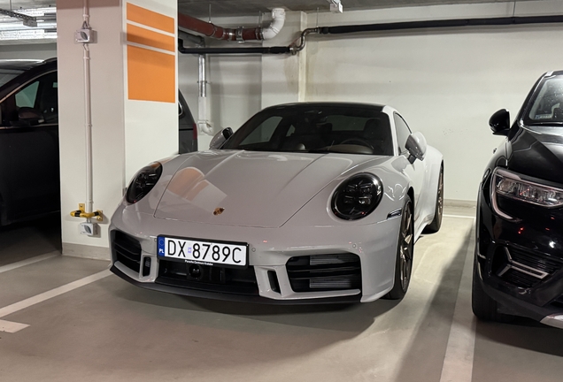 Porsche 992 Carrera 4S MkII