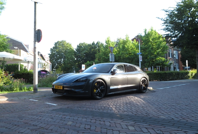 Porsche Taycan Turbo S Cross Turismo MkI