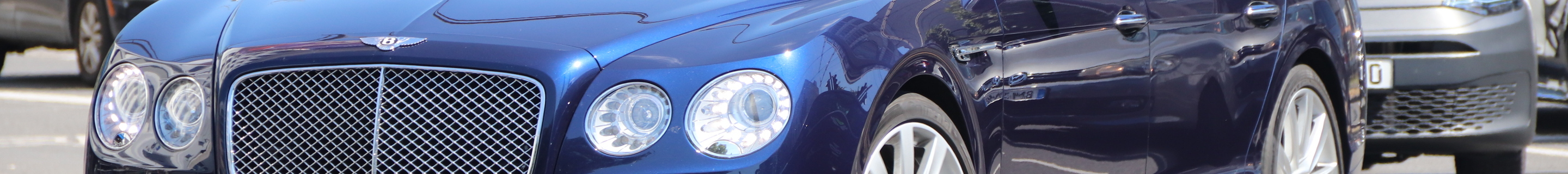 Bentley Flying Spur V8