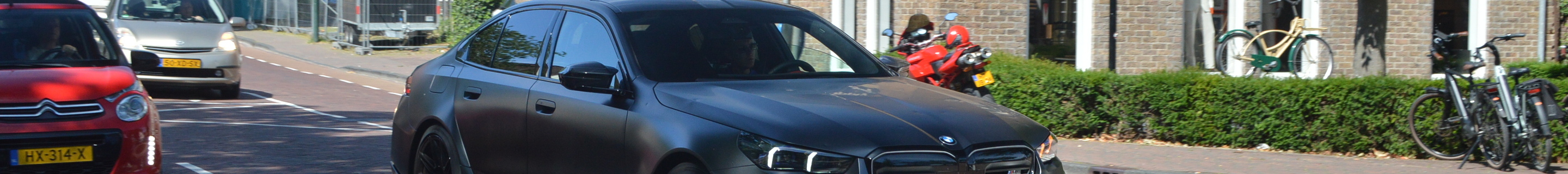 BMW M5 G90