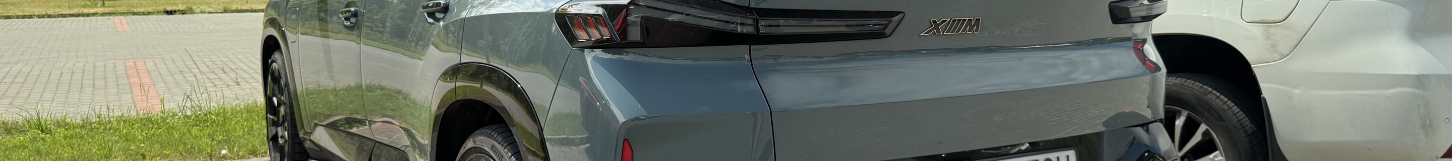 BMW XM G09