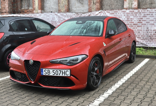 Alfa Romeo Giulia Quadrifoglio 2023
