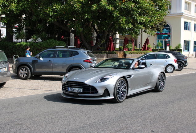 Aston Martin DB12 Volante