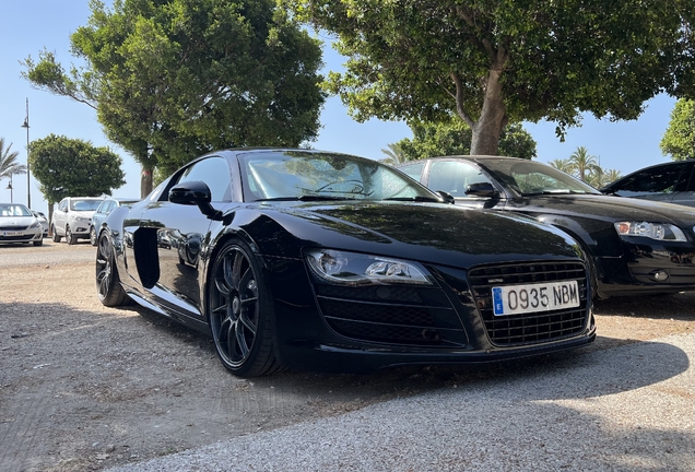 Audi R8 V10