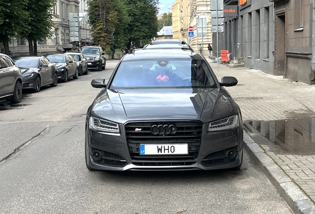 Audi S8 D4 Plus