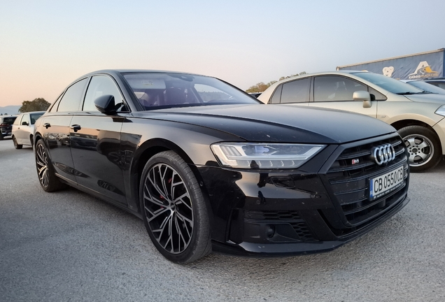 Audi S8 D5