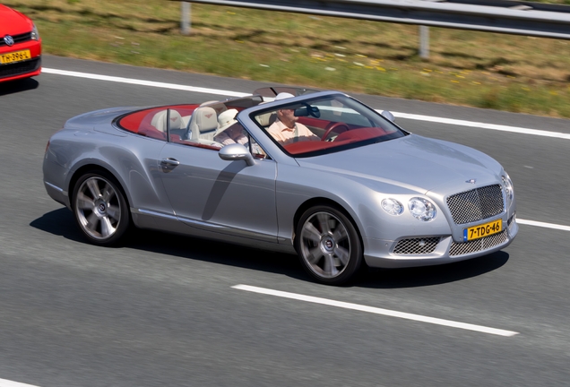 Bentley Continental GTC V8