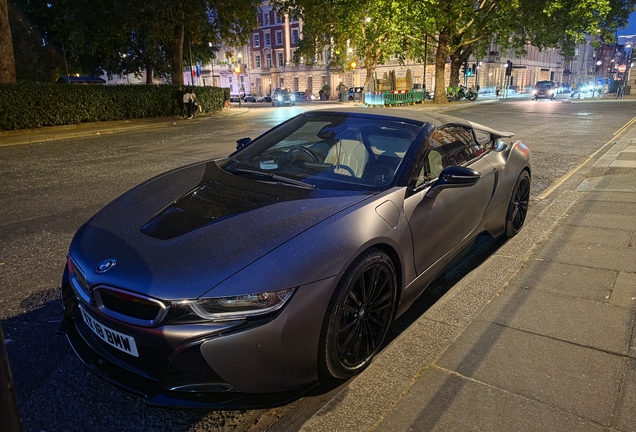 BMW i8 Roadster