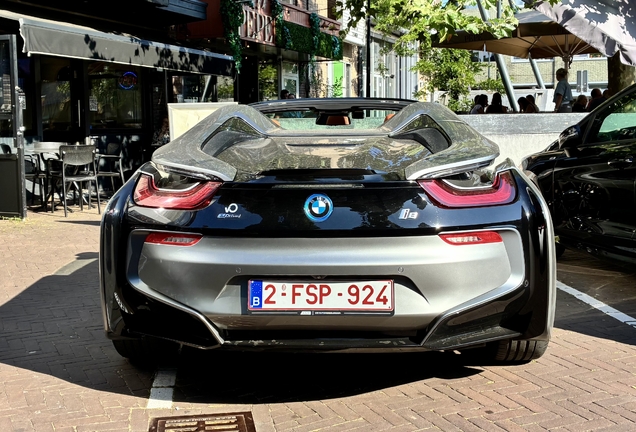 BMW i8 Roadster