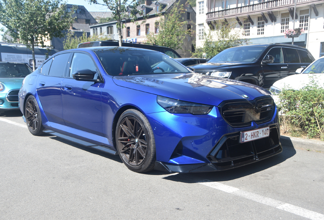 BMW M5 G90