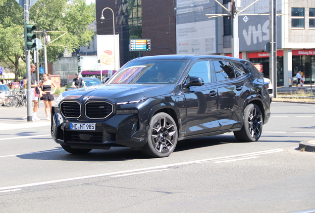 BMW XM G09