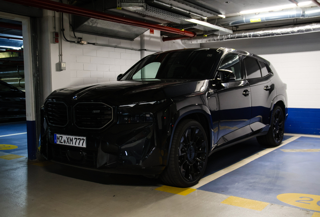 BMW XM G09