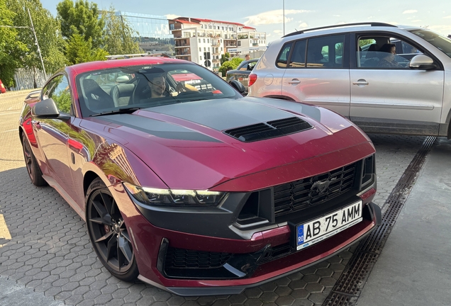 Ford Mustang Dark Horse 2024